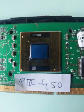 4 Intel Pentium III FUNCIONAN perfectamente.