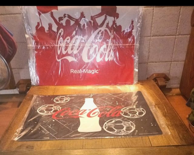 17 Tovagliette CocaCola Real Magic