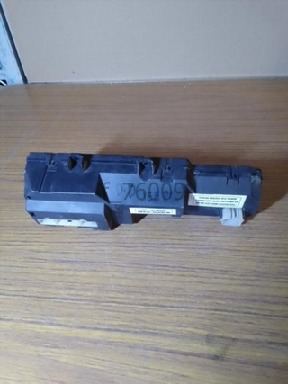 Mando elevalunas delantero derecho Jeep Gr