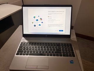 Portátil HP i5 Plata