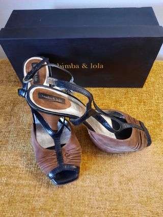 Sandalias Bimba & Lola Marrón-Negras