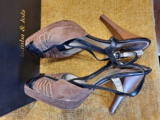Sandalias Bimba & Lola Marrón-Negras