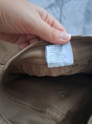 Pantalones pitillo marrón