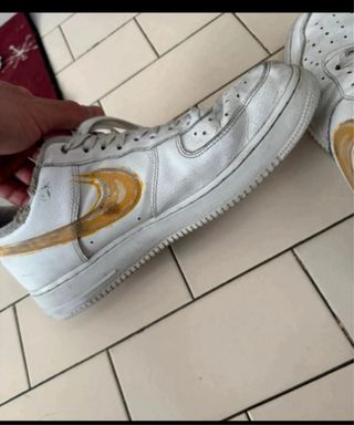 Nike Air Force 1 bianche e oro
