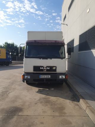 Camion man
