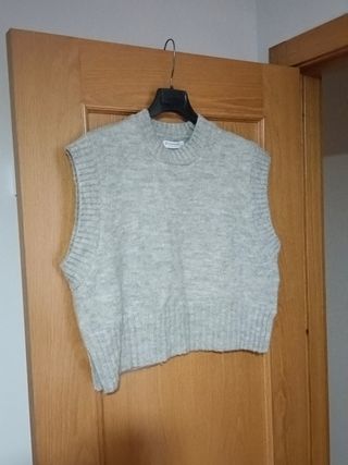 Chaleco gris Stradivarius talla S