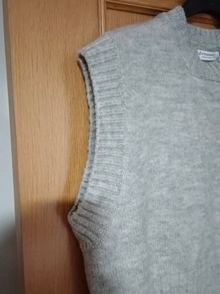 Chaleco gris Stradivarius talla S