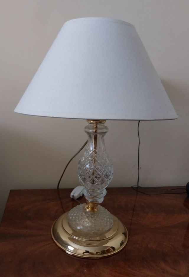 Juego de 2 lámparas de mesa cristal.