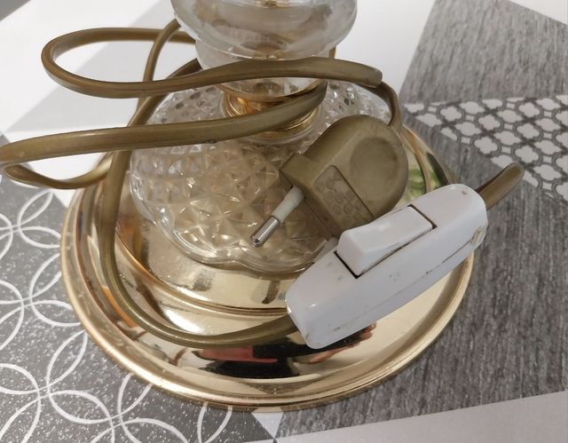 Juego de 2 lámparas de mesa cristal.