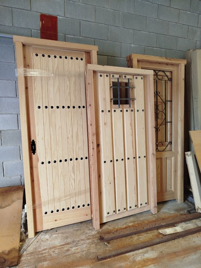 Puerta de madera..Varios modelos y medidass y vent