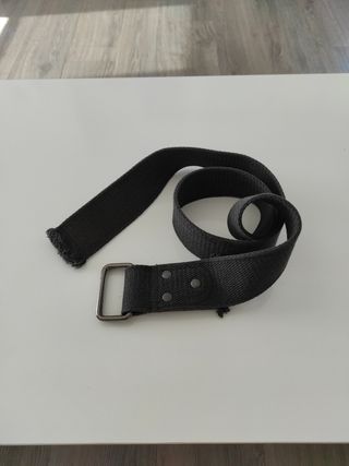 Cinturón gris oscuro
