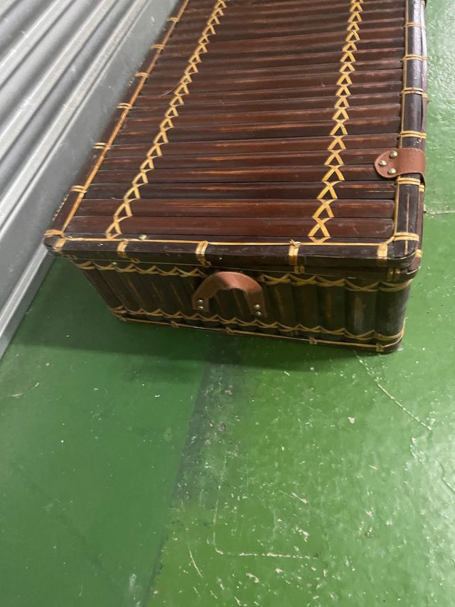 Maleta de bambú vintage