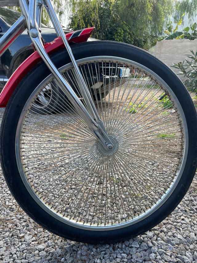 Bicicleta Lowrider cromada