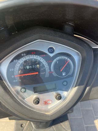 Kymco Agility City 125 - Scooter