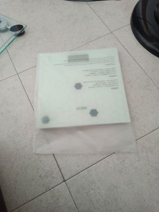 Báscula Baño Solac - 180Kg