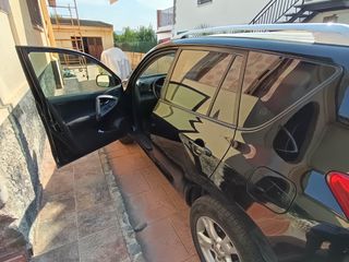 Toyota RAV4 2010