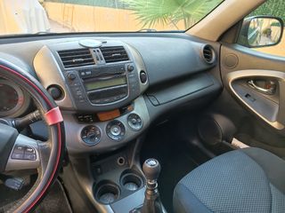 Toyota RAV4 2010
