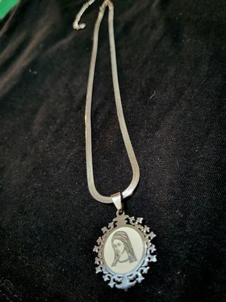 Collar Virgen María Acero Inoxidable