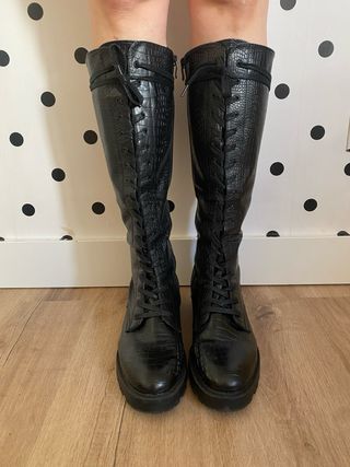Botas militares negras altas