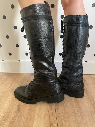 Botas militares negras altas