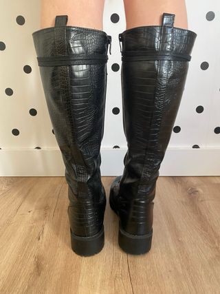 Botas militares negras altas