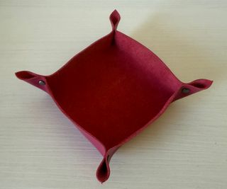 SVUOTATASCHE ARTIGIANALE IN PELLE ROSA FUCSIA