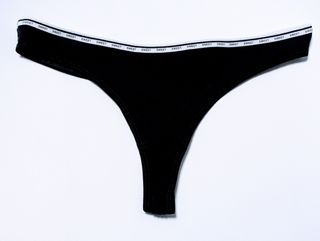 Tanga negra - Ropa interior