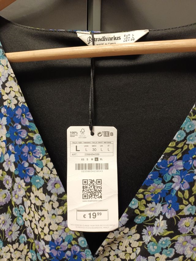 Vestido Stradivarius floral L