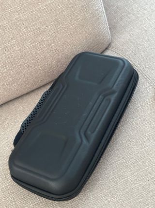 Nintendo Switch - Blanca y Negra. 
Sin uso