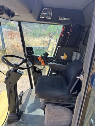 Cosechadora New Holland TC56