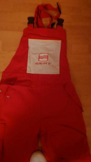 Mono de trabajo Seat rojo