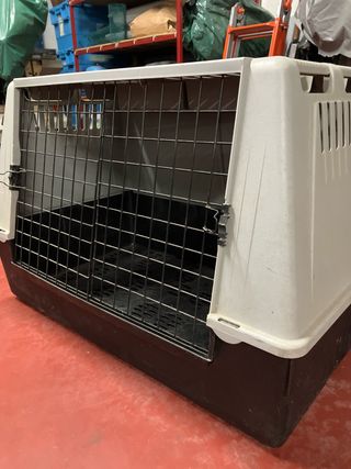 Transportín perro blanco y negro para perro grande