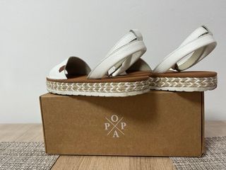 Sandalias abarcas POPA blancas