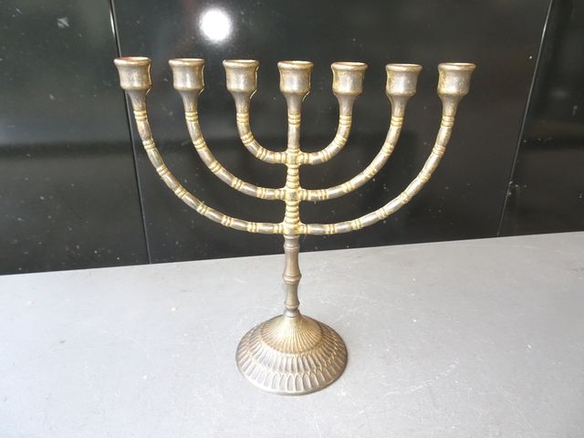 Candelabros Judio Menora en Bronce,pareja.