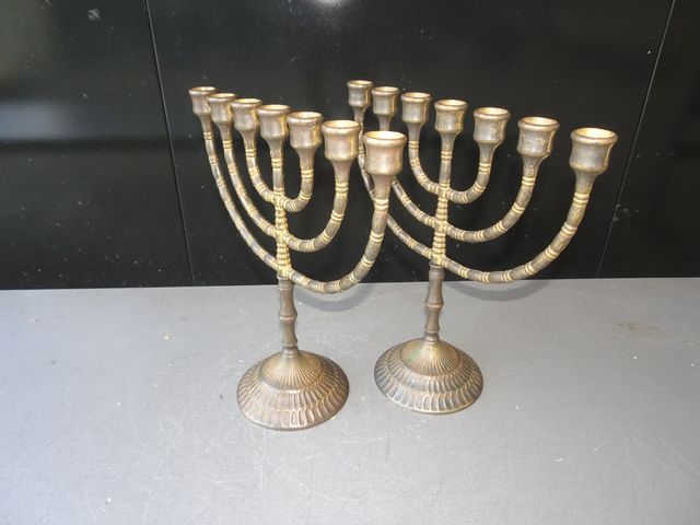 Candelabros Judio Menora en Bronce,pareja.