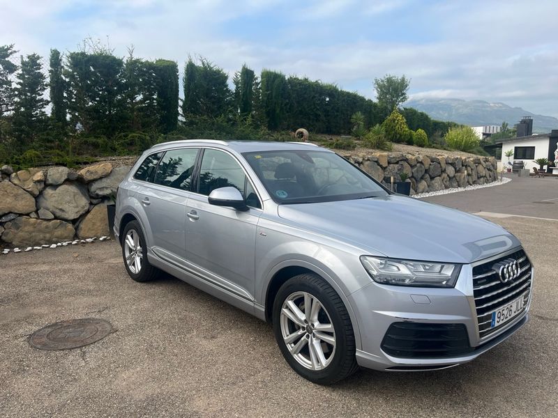Audi Q7 2016 - foto 1