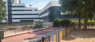 Nave industrial en venta en Berruguete en Madrid