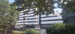 Nave industrial en venta en Berruguete en Madrid