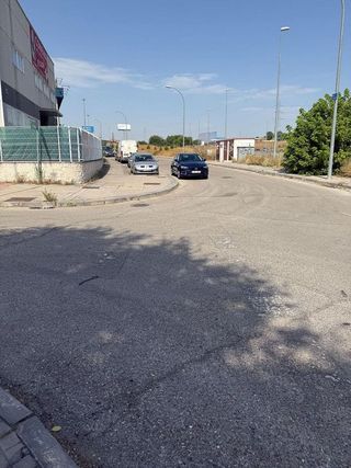 Solar en venta en Sudeste Industrial en Fuenlabrada