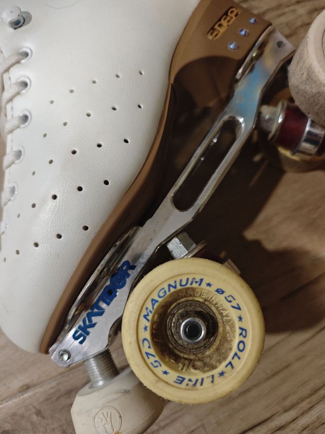 Patines Edea: 2 Patines Artisticos talla 250 (39)
