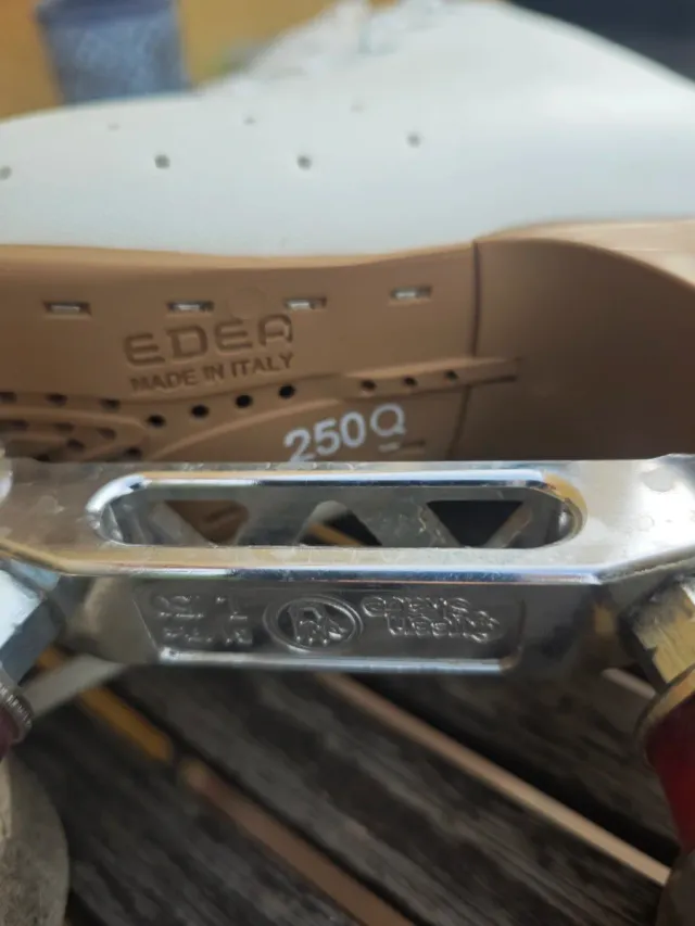 Patines Edea: 2 Patines Artisticos talla 250 (39)
