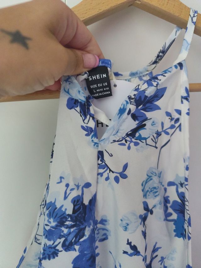 Blusa SHEIN azul y blanca - Talla L