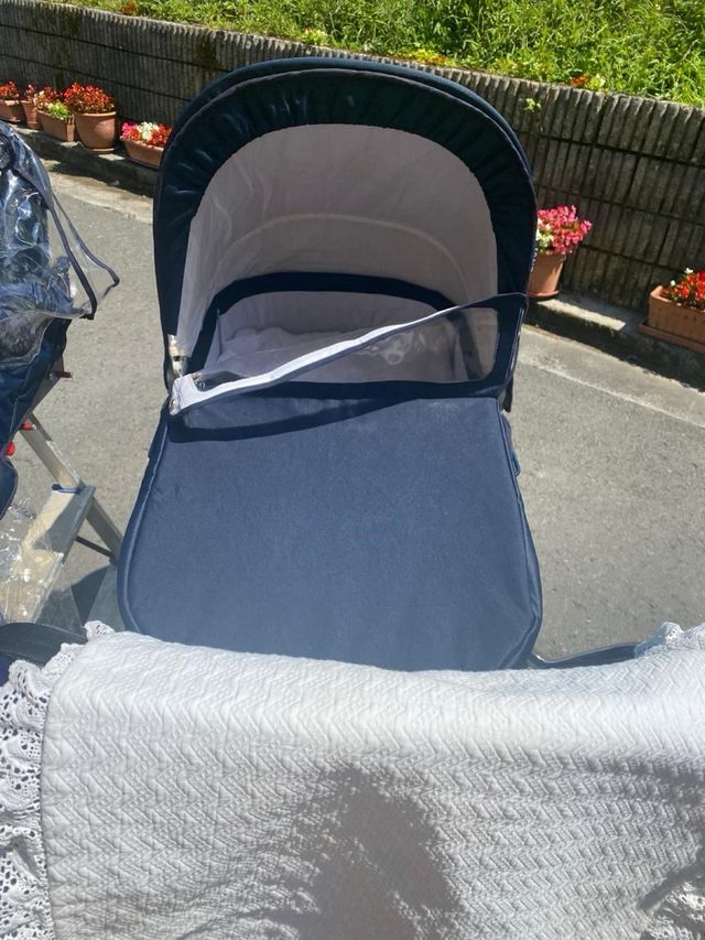 Coche bebé Jane Royal. Capazo y silla