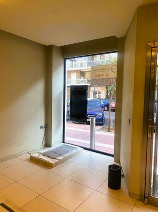 Local comercial en venta en La Alhóndiga en Getafe