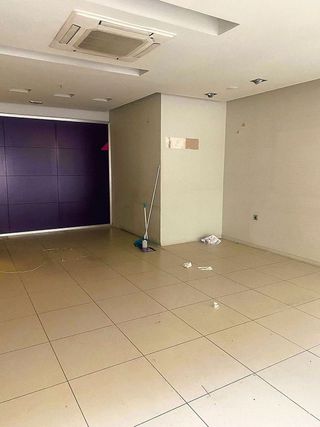 Local comercial en venta en La Alhóndiga en Getafe