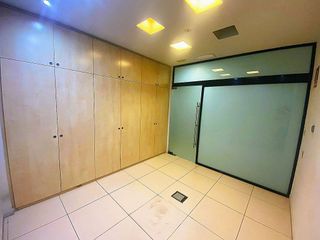 Local comercial en venta en La Alhóndiga en Getafe