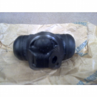 Cilindro rueda delantero RENAULT 6 Primera