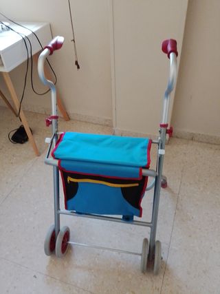 Andador con ruedas y cesta estructura de aluminios