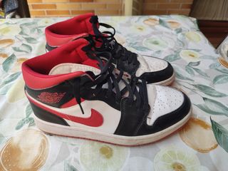 Air Jordan 42 - rojas y negras