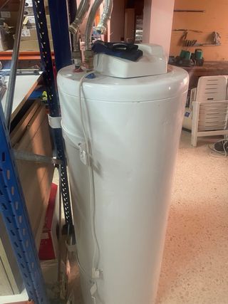 Termo eléctrico Aparici 2kW 200L